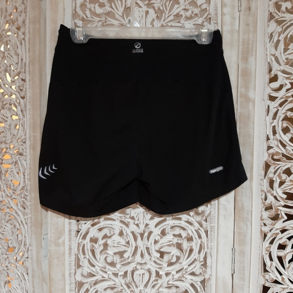The North Face Flight Series Shorts - Picture 2 of 4